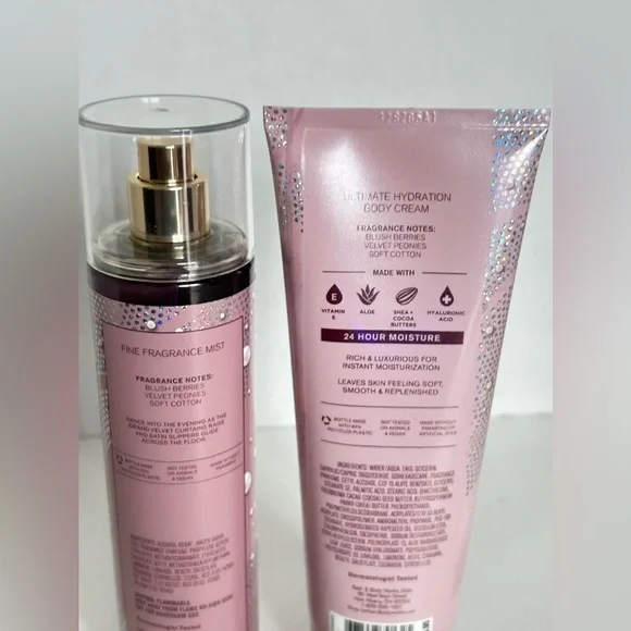 SOLD‼️Bath & Body Works NEW!!! PINK SUEDE GIFT SET - Picture 3 of 4